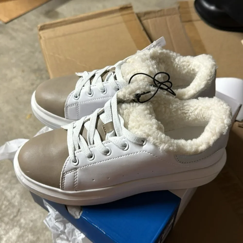 ARIZONA JEAN CO ENCORE TAUPE SILVER TENNIS SHOES - Picture 6 of 7